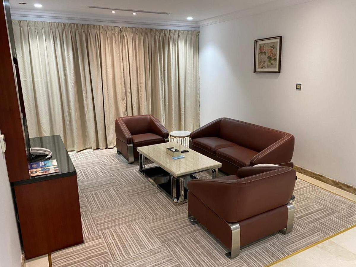 Al Wadaq Hotel Ta'if Buitenkant foto