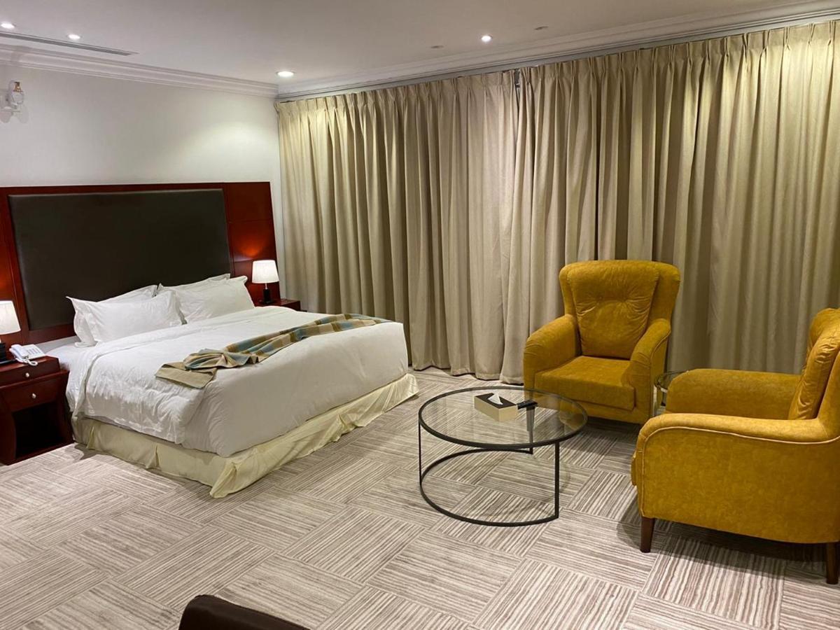 Al Wadaq Hotel Ta'if Buitenkant foto